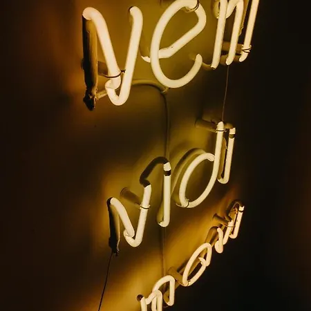 Deluxe Uncle Vassos アパート テッサロニキ